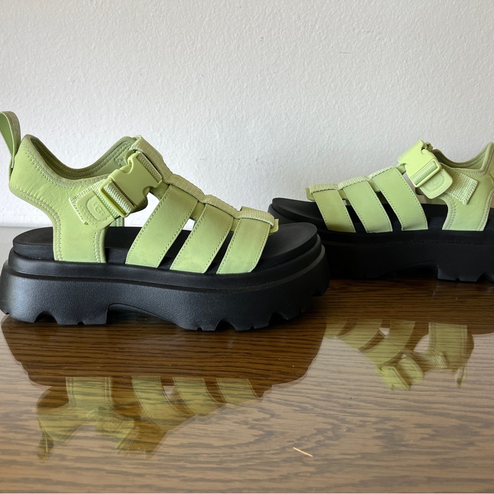 UGG Cora Fisherman Platform Sandals Women's Size US 8.5 Caterpillar Green NEW